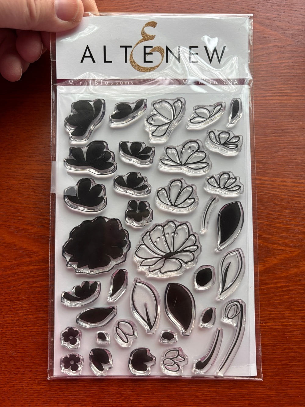 Altenew Stamp & Die Set - Mini Blossoms NEW - Picture 2 of 7